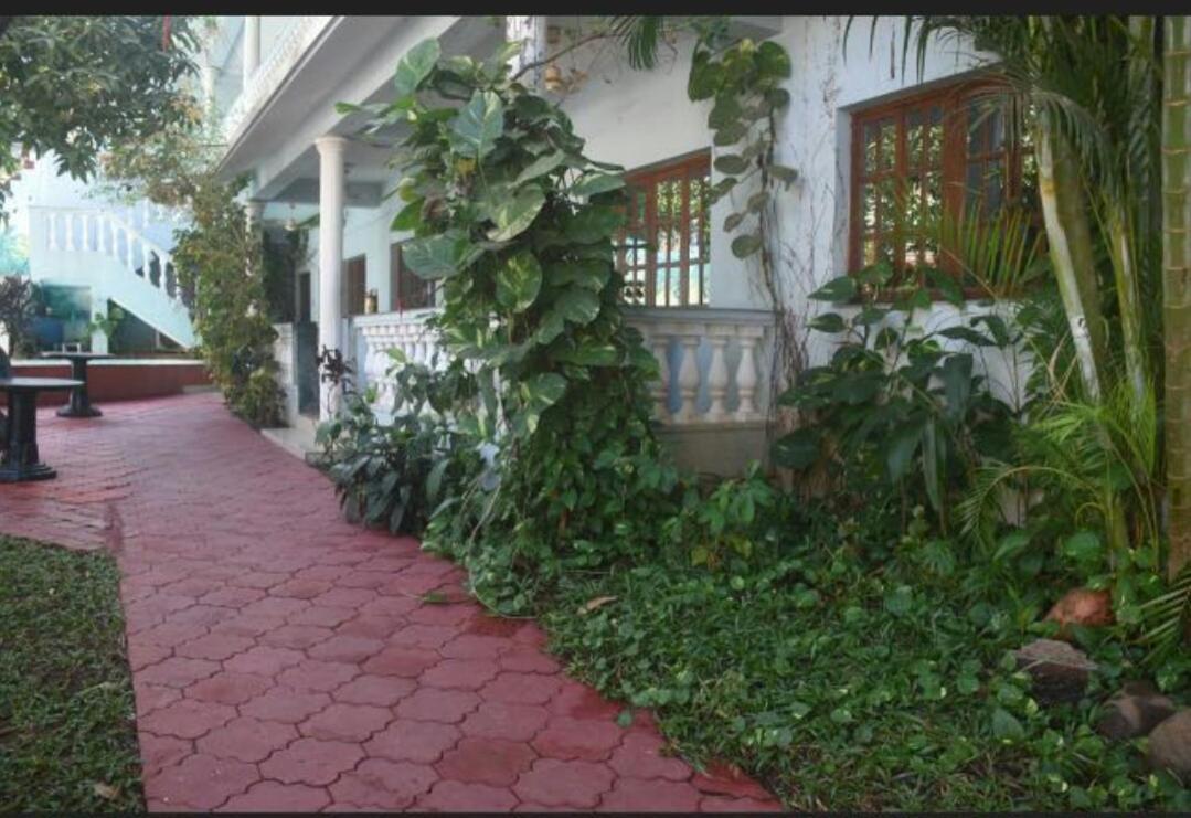 Tanisha Guest House Богмало Екстериор снимка